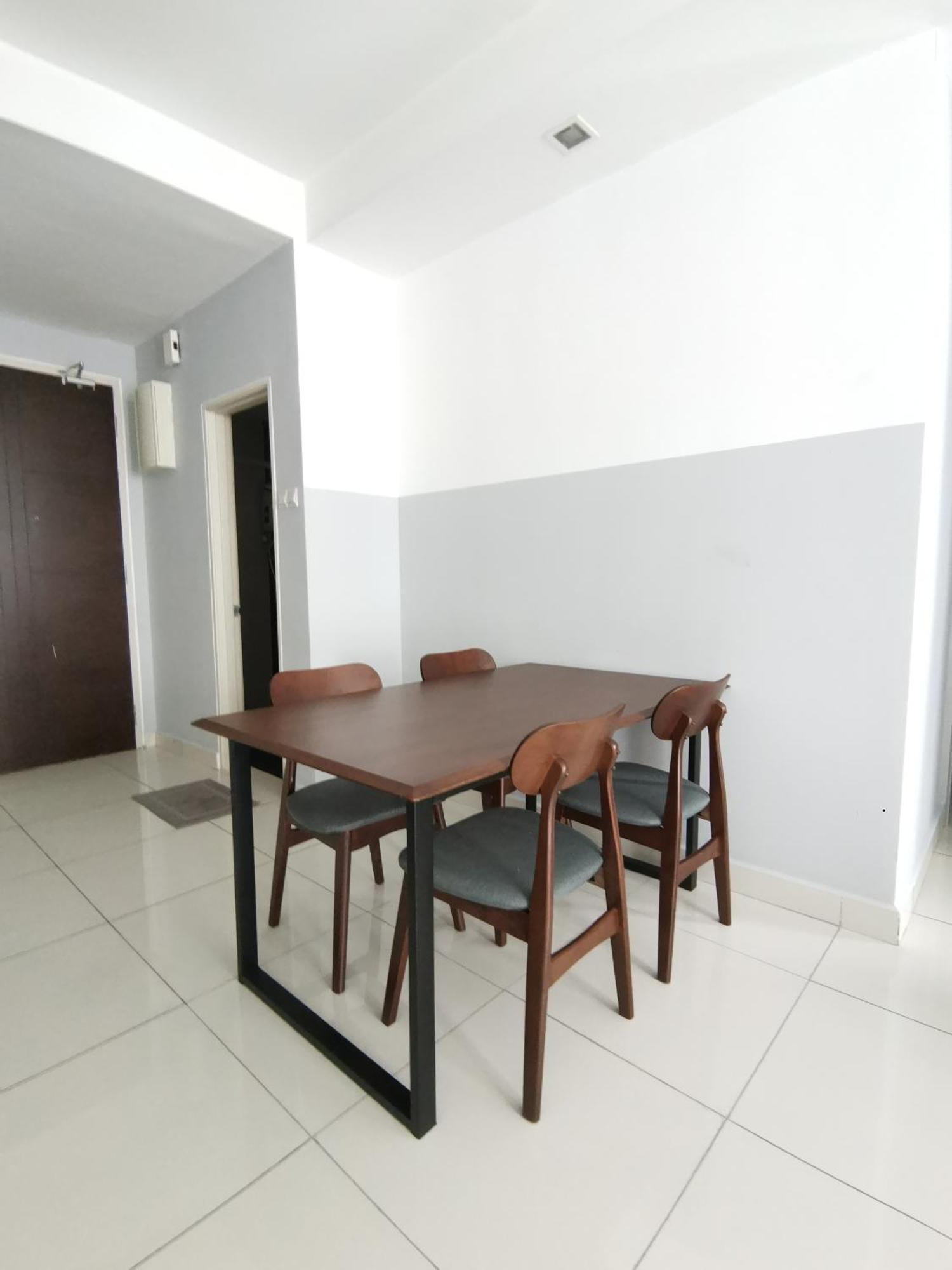 Homestay2 @ Sungai Besi, Apartment