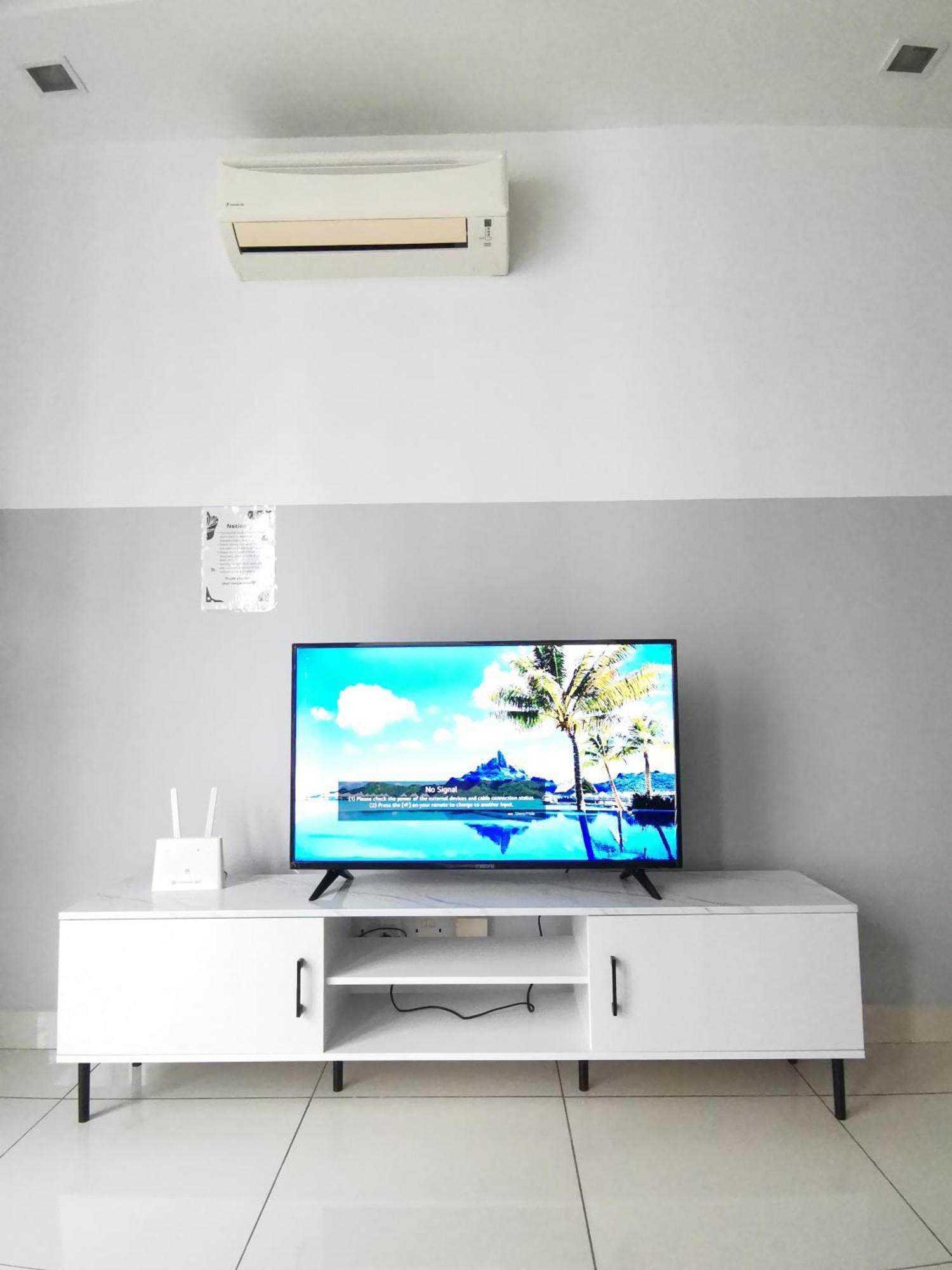 Homestay2 @ Sungai Besi, *