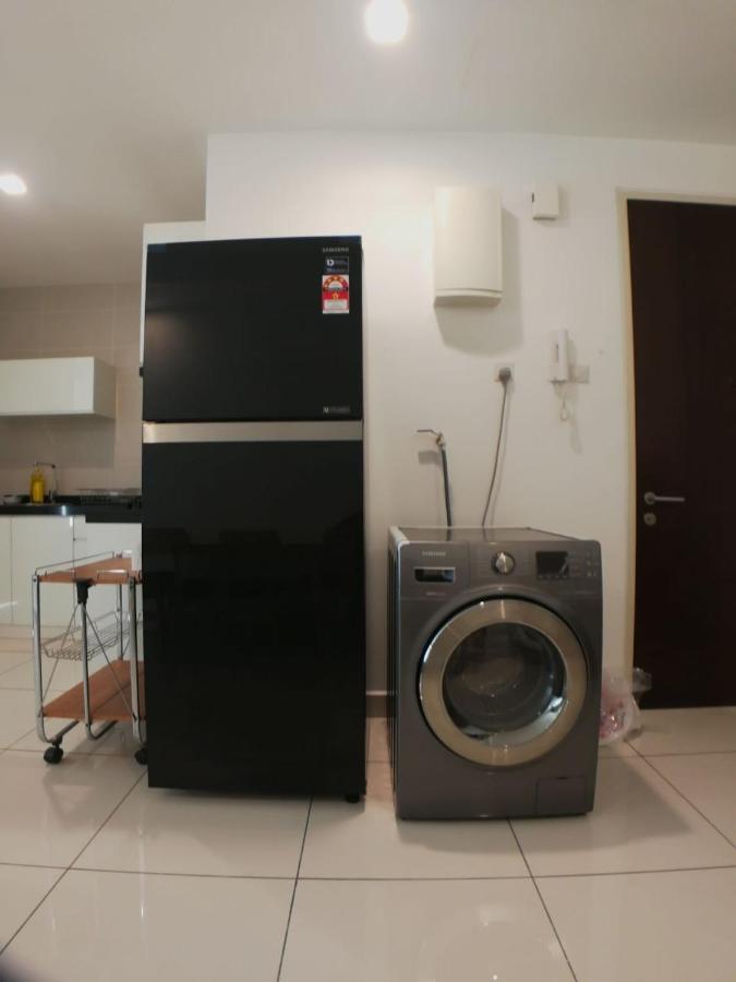 Homestay2 @ Sungai Besi, Apartment