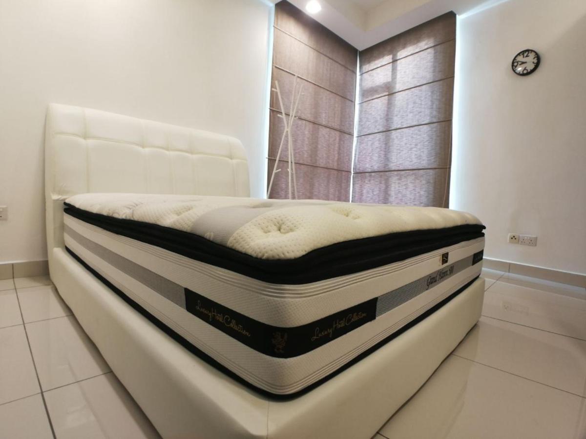 Apartment Homestay2 @ Sungai Besi, *